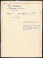 1925 Kerny István (1879-1963): Palóc házaspár, színezett, lakkozott vintage fotó, 22x16 cm