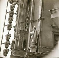 cca 1959 Budapesti városképek, riportképek Kotnyek Antal (1921-1990) fotóriporter hagyatékából, 18 db vintage negatív, 6x6 cm