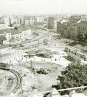 cca 1971 Budapest, Moszkva téri építkezés, 2 db szabadon felhasználható vintage negatív, 6x6 cm