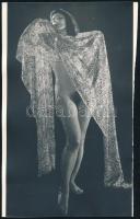 cca 1972 Aktfotók kiegészítőkkel, 3 db szolidan erotikus vintage fotó, 24x14 cm / 3 erotic photos, 24x14 cm