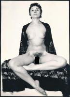 cca 1972 Egy fotómodell albumából, 3 db szolidan erotikus vintage fotó, 18,5x12 cm és 23x16,5 cm között / 3 erotic photos