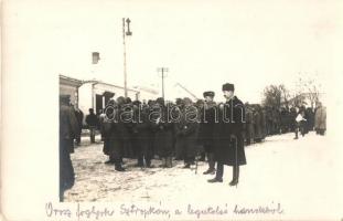 Sztropkó, Stropkov; Orosz hadifoglyok a legutolsó harcokból / WWI Russian prisoners of war (POWs) on the streets. photo