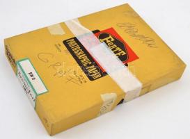 cca 1925 Eger, a Foto-GRÁF műteremből 13 db vintage üveglemez negatív (csendőr, jelmezes lány, visel...