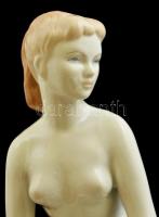 Aquincumi porcelán ülő akt, kézzel festett, jelzett, hibátlan, m: 22 cm