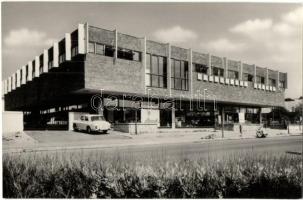 Gyöngyös - 8 db MODERN városképes lap: úttörővasút, Fő tér, automobil, Állami Áruház. Képzőművészeti...