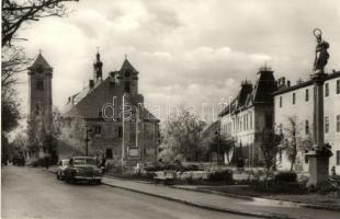 Gyöngyös - 8 db MODERN városképes lap: úttörővasút, Fő tér, automobil, Állami Áruház. Képzőművészeti...