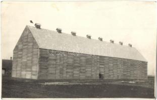 Gádoros, Werner major, 4 egységes dohányszárító. A Békéscsabai magasépítési nemzeti vállalat építkezése. photo