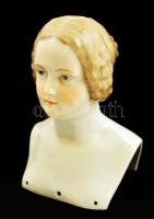 cca 1890 Meissen porcelán női fej, kézzel festett, jelzett, hátoldalán karcolás nyomok, m: 15 cm /Meissen bust of female girl