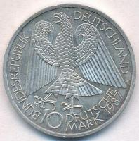 NSZK 1987J 10M Ag "750 éves Berlin" T:1-
FRG 1987J 10 Mark Ag "750th Anniversary of ...