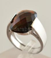 Ezüst(Ag) köves szett (gyűrű, fülbevaló, függő), jelzett, gyűrű méret: 56, bruttó: 18 g