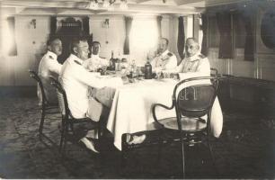 1915 SMS Erzherzog Franz Ferdinand osztrák-magyar Radetzky-osztályú csatahajó tisztjei / K.u.K. Kriegsmarine Naval officers, interior. photo
