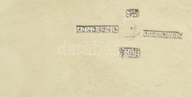 Ezüst(Ag) áttört ornamentikus hongkongi bonbonkínáló, jelzett, d: 13 cm, nettó: 137 g