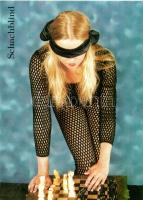 8 db MODERN erotikus sakk képeslap / 8 MODERN erotic chess postcards