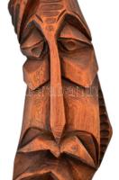 A hegyi szellem, fafaragás, h: 24,5 cm