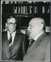 6 db vintage fotó Kádár Jánosról, 17x12 cm és 23x18x5 cm között