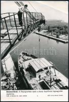 cca 1960-1970 4 db fotó: szénlapátolás, Anna-bál, stb., közte 2 db MTI fotó, különböző méretben