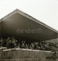 1954 Budapest, angol-magyar labdarugó mérkőzésről készült 21 db vintage negatív Kotnyek Antal (1921-...