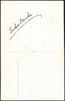 cca 1940 Farkas Ilonka (1914-1999) lírai szoprán operaénekesnő aláírt fotólapja
