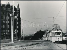 cca 1975 Budapesti villamosok forgalomban és a remízben, 8 db vintage fotó, 9x14 cm és 18x24 cm közö...