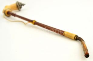 XIX. sz. vége: Adler Fülöp jelzett tajtékpipa ezüst szerelékkel, címerrel, eredeti jelzett bőr tokba...