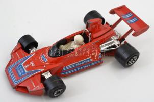 cca 150 db, zömmel angol gyártmányú, jelzett Matchbox. Kisautók és egyéb járművek. Jó állapotban, na...