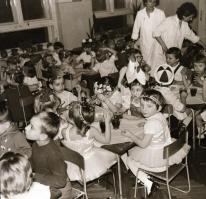 cca 1965 Sinka Antal (?-?) hagyatékából (aki a velencei AGROKOMPLEX fotósa volt az 1960-as, 1970-es ...