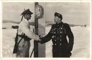 1939 Uzsok, Uzhok; Magyar-Lengyel baráti találkozás a visszafoglalt ezeréves határon / Hungarian-Polish meeting on the historical border