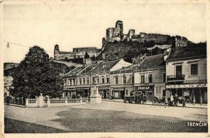 Trencsén, Trencín; utcakép a várral, Busi üzlete / street view with castle, shops (EK)