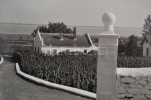1938 Lengyel Lajos (1904-1978): Napsütéses Balaton-felvidék. A Modern Fotográfiában publikált fotó. ...