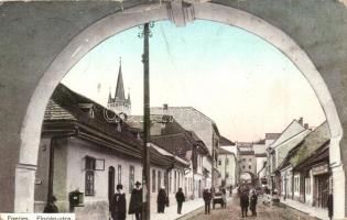 Eperjes, Presov; Florián utca a kapuból / street view from the gate (b)