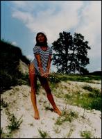 cca 1988 Menesdorfer Lajos (1941-2005) budapesti fotóművész hagyatékából 2 db feliratozott vintage f...