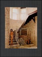 cca 1984 Menesdorfer Lajos (1941-2005) budapesti fotóművész hagyatékából 2 db feliratozott vintage f...