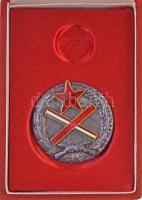 1954. Magyar Partizán Emlékérem zománcozott, sorszámozott kitüntetés, eredeti tokban T:2  Hungary 1954. Hungarian Partisan Commemorative Medal enamelled, numbered decoration C:XF  NMK 664.