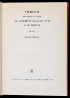 Három különböző kritikai kiadás kötetei: Loeb Classical Library (40, 213: Cicero; 57: Hésiodos; 193,...
