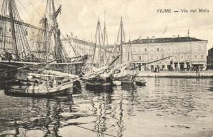 Fiume, Via del Molo / port, ships (EK)
