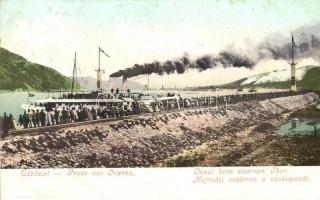 Orsova, Canal beim eisernen Thor / Hajózási csatorna a Vaskapunál. Hutterer G. kiadása / ship station, canal, steamship (EK)