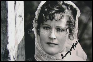 Sunyovszky Sylvia(1948-) színésznő aláírása az őt ábrázoló képen
