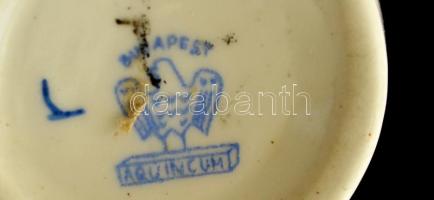 Aquincumi porcelán "Fertőd" váza, kézzel festett, jelzett, hibátlan, m: 17,5 cm