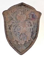 DN "VIRTUTE VINCES" fém lemezjelvény, tű nélkül, rajta a Jászói monostor jelmondatával és ...