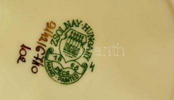 Zsolnay virágmintás porcelán ékszertartó dobozka, kézzel festett, jelzett, hibátlan, 8x8 cm