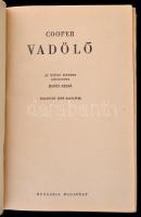 [Cooper, James Fenimore:] A nagy indiánus-könyv. Cooper összes Bőrharisnya-története. Bp., é. n., Hu...