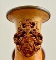 Tajtékpipa fej címeres díszítéssel, 6x9 cm