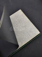 2 db fotóalbum, 24x33 és 29x25,5 cm