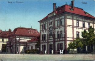 Tövis Railway-station