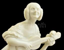 Herendi Déryné, fehér mázas, jelzett (mélynyomás),  hibátlan, m:21 cm