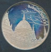 Fülöp Zoltán (1951-) 1978. "Koronázási jelvények" Ag emlékérem sérült plasztiktokban tanús...