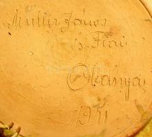 Jelzett (Műller János és Fiai Óbánya 1941) fazekas falitányér, mázas cserép, máz hibákkal, d:28 cm