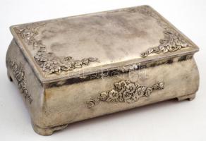 Alpakka virágmintás ékszertartó dobozka, plüss béléssel, 17x11x7 cm