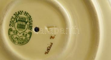 Zsolnay virágmintás gyertyatartó, kézzel festett, jelzett, hibátlan, m: 14 cm