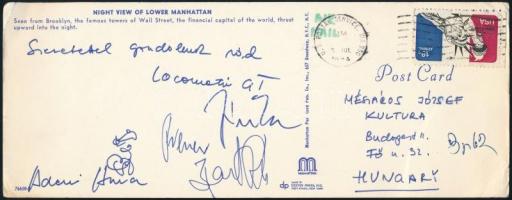 Az LGT tagjainak aláírásai amerikai levelezőlapon